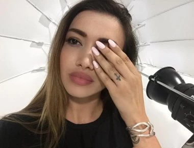 Η Όλγα Φαρμάκη αναχωρεί για Άγ. Δομίνικο και αποχαιρετά τον κόσμο στα social media (φωτό)